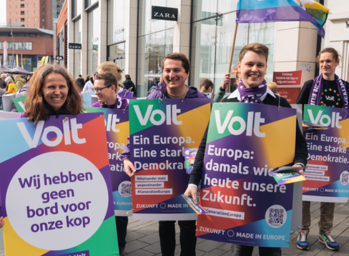 Colourful picture of Volters and signs